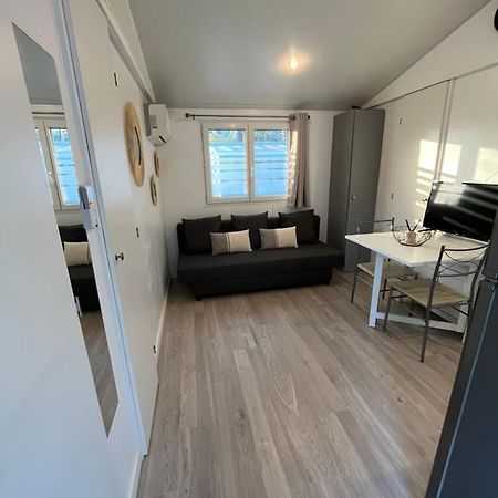 Mobil-Home Camping Oasis Roquebrune-sur-Argens Eksteriør bilde